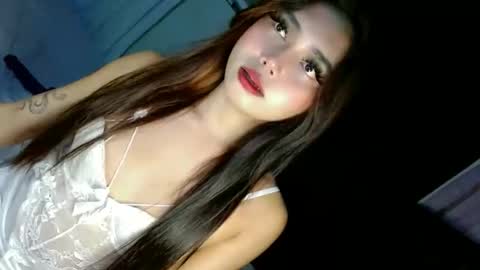 Bella online show from December 2, 2:20 pm