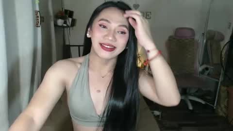 Jade online show from May 31, 9:05 pm