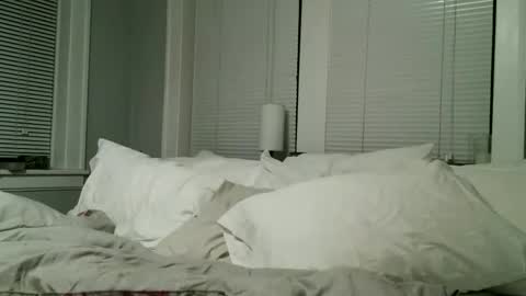 Amber White online show from May 7, 8:54 am