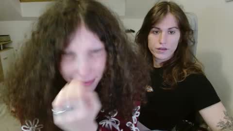 TSBubbles online show from October 18, 10:24 pm