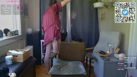 Mia-Jane Seline online show from May 7, 2:35 pm