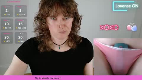 Ellie Ryder online show from May 9, 12:51 am