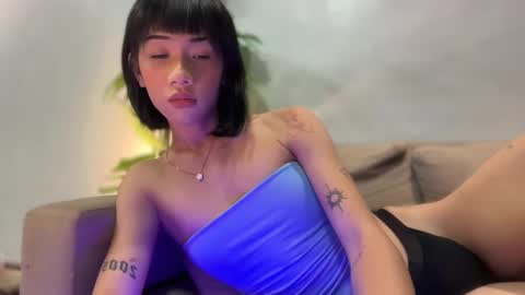 kendall online show from January 8, 2:10 pm