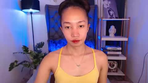 tskitty_girl online show from February 12, 5:57 am
