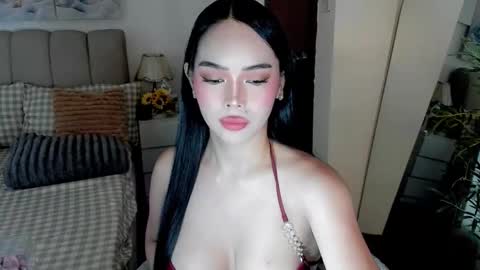 Graciella online show from April 22, 7:04 am