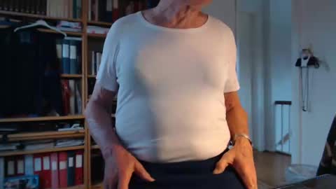 FINN but call me NANNA online show from February 27, 10:48 am