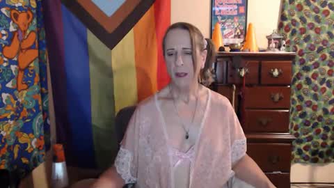 twocumkerry online show from May 14, 7:51 am