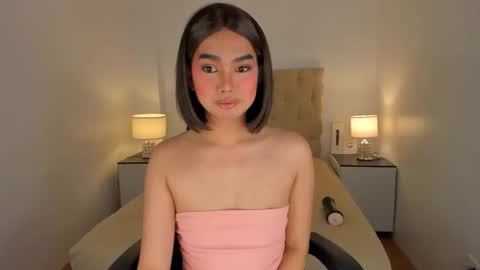 Lily online show from November 6, 8:09 pm