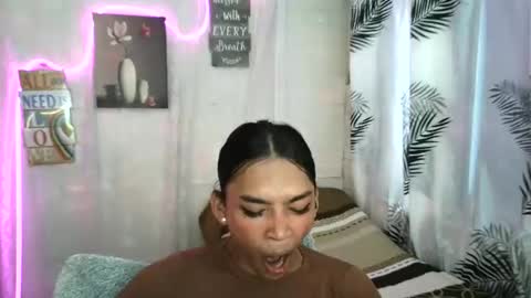 Ms. Criza online show from May 14, 3:27 am