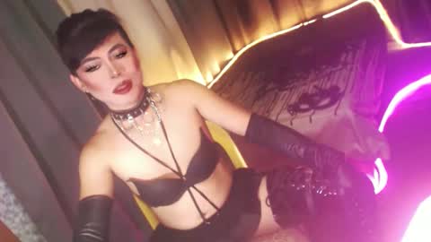 MISS ANNA online show from December 3, 12:59 am