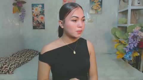 urasian_kat online show from May 16, 7:24 pm