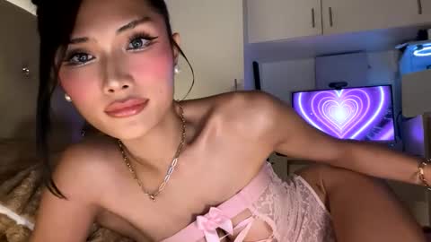 Vivi online show from May 27, 8:17 pm