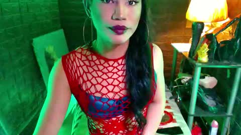 queen norelle online show from May 19, 6:25 pm