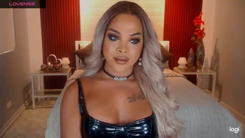 UrMajestyTyra online show from May 28, 8:56 am