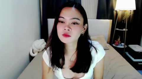 urpretty_girl online show from March 11, 2:54 pm