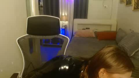 urwildestdreamgoddess online show from June 26, 5:28 pm