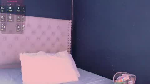 IG-valen mendoza99  twitter valenthompson99 online show from January 11, 11:02 pm