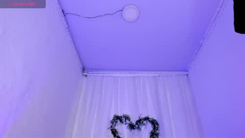 VALENTINA GAVIRIA online show from March 5, 10:29 am