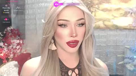 Amanda online show from May 13, 10:02 am