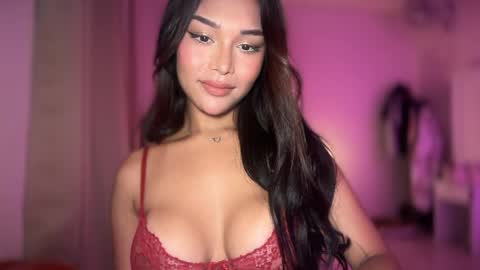 VALENTINE online show from June 4, 2:31 pm