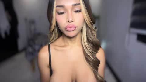 VALENTINE online show from July 25, 12:36 pm