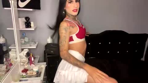 Valen online show from February 11, 1:52 pm