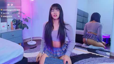 valentino moon online show from February 3, 6:22 am