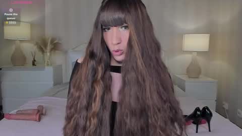 Valeria online show from October 2, 5:30 am