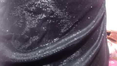 Snapshot of valerie_rousse chatting on February 28, 10:28 pm valerie_rousse online show from February 28, 10:28 pm