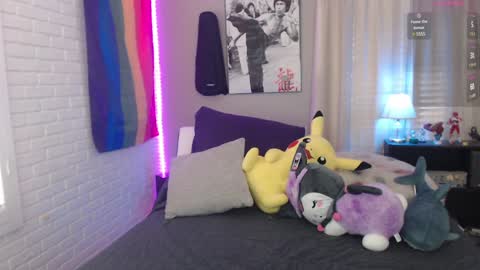 Snapshot of vampirekitteh chatting on January 2, 8:57 pm Athena Firedew online show from January 2, 8:57 pm