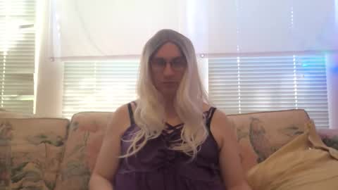 Varina online show from May 13, 7:34 pm