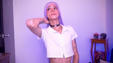 Snapshot of varya_ferreira chatting on January 7, 9:35 pm  Varya Ferreira - independent model  online show from January 7, 9:35 pm