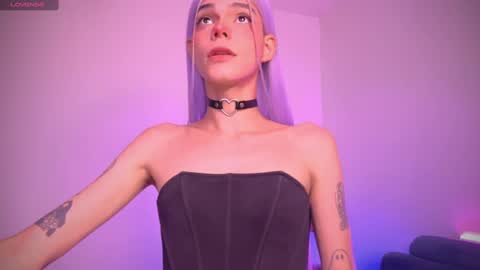 Snapshot of varya_ferreira chatting on March 12, 5:02 am  Varya Ferreira - independent model  online show from March 12, 5:02 am