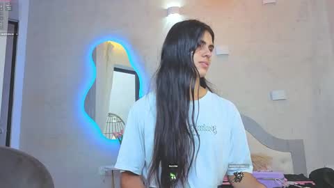 VENUS online show from May 11, 12:32 pm