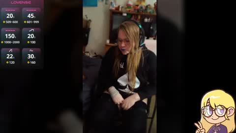 Ash online show from December 12, 11:07 am