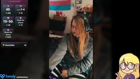 Ash online show from December 24, 2:54 pm