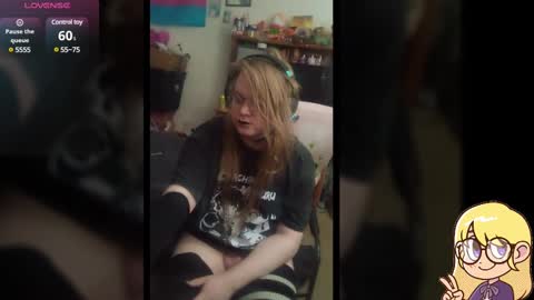 Ash online show from February 9, 2:07 pm