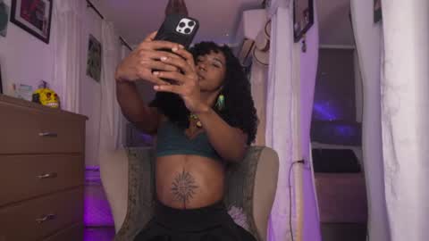 Wayuu Goddess  3 online show from May 21, 8:05 pm
