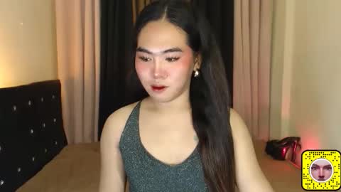 Lianelaiza online show from March 8, 4:54 pm