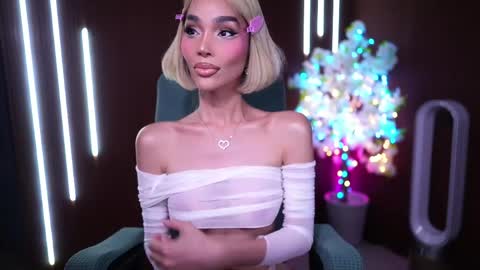 Anne online show from May 20, 3:01 am