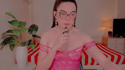 Michelle online show from February 27, 8:06 am