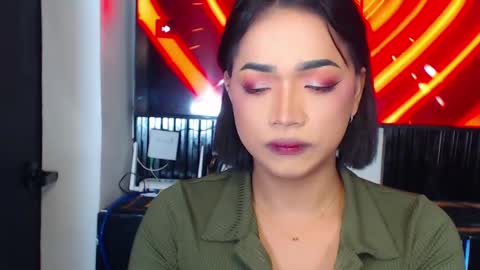 xxasian_goddessxx online show from June 3, 7:28 pm