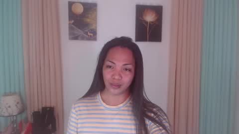 xxeroticdhaliaxx online show from October 22, 2:35 am