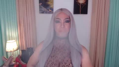 xxeroticdhaliaxx online show from October 31, 2:32 am