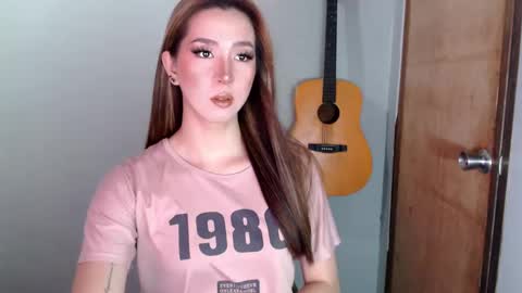 Dyanna Zulla online show from December 12, 1:06 pm