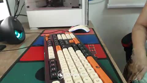  Kaycee  online show from October 30, 1:59 am