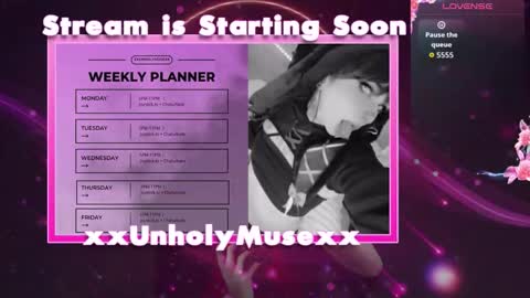 Muse n Poppy online show from December 2, 10:02 pm