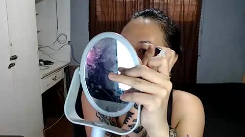 Melissa online show from May 25, 2:19 am