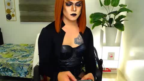 QueenMarina online show from May 30, 7:06 am