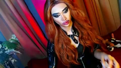 miss yasii online show from January 5, 7:49 pm